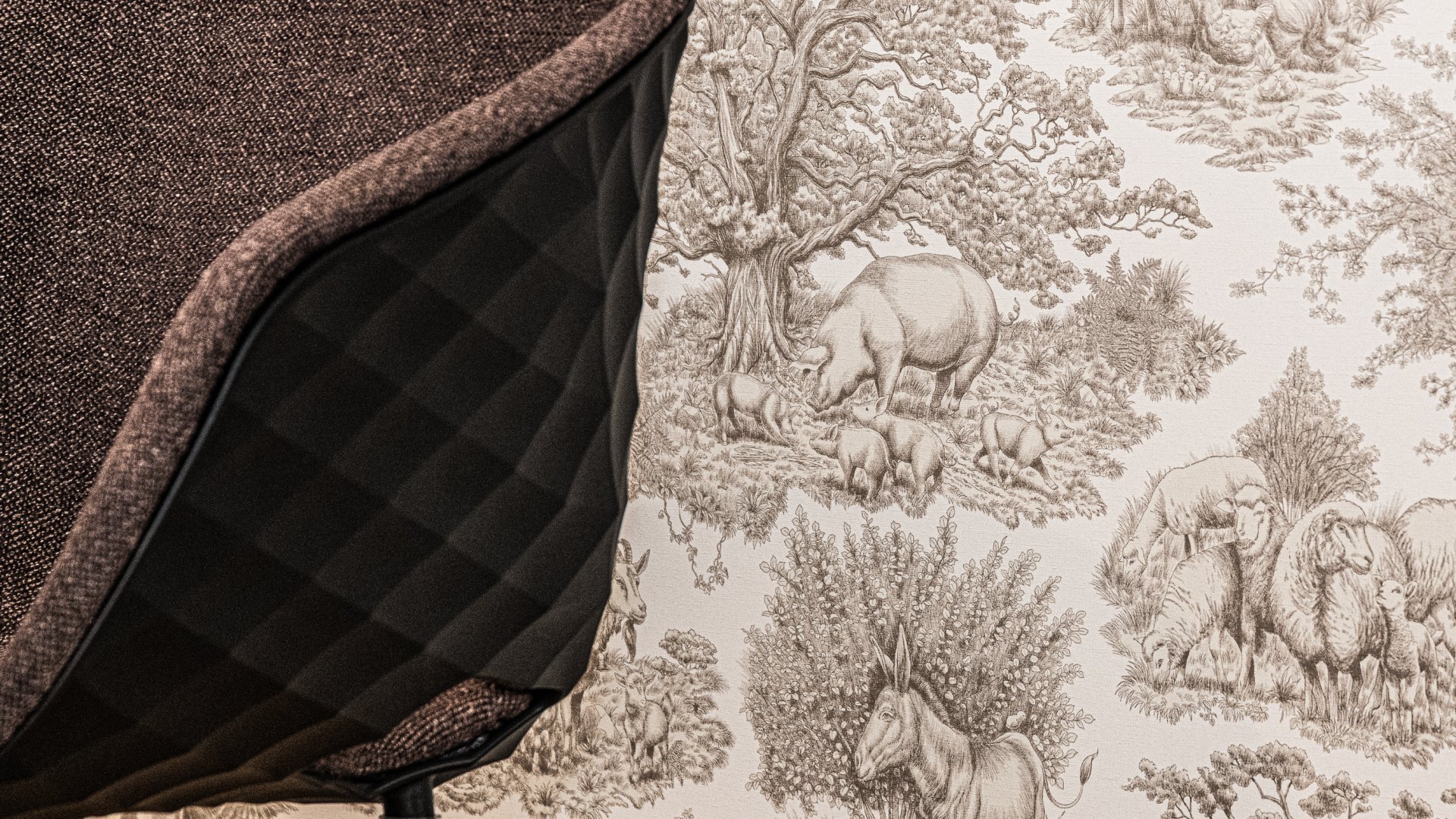 La fauteuil de l'Auberge de l'Abbaye à Ambronay